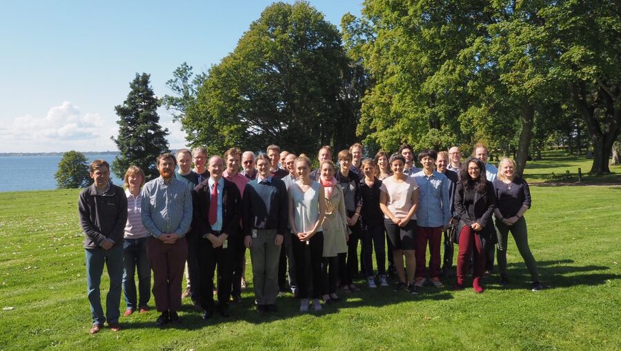 Group photo of participants on the lawn of Örenäs Slott